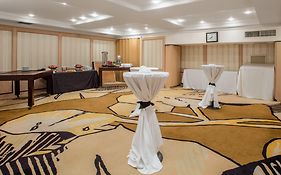 קראון פלזה תל אביב